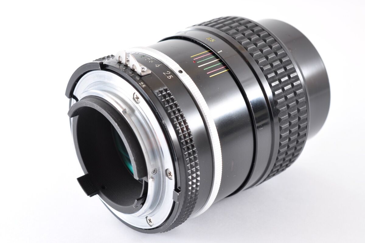 Nikon Ai Nikkor 105mm f2.5 MF Telephoto Lens From JAPAN Nikon Ai Nikkor 105mm f2.5 MF Telephoto Lens From JAPAN