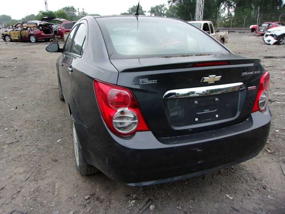 Módulo de control de carrocería usado se adapta a: Chevrolet Sonic Body Control 2013 BCM VIN 1 4ª d Foto 3 de 4