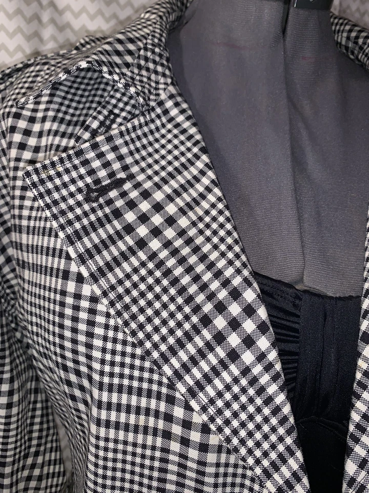 Gabardina Bernardo Vintage a Cuadros Talla XL Blanco y Negro Manga Larga Abotonada Foto 3 de 4