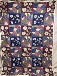 Vintage Handmade Flowers & Crazy Patchwork Print Quilt 56x80 twin #416