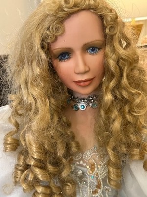 42 Rustie Porcelain Doll  Atlantis (1999) Mint Condition (No Hat / No Box / Coa