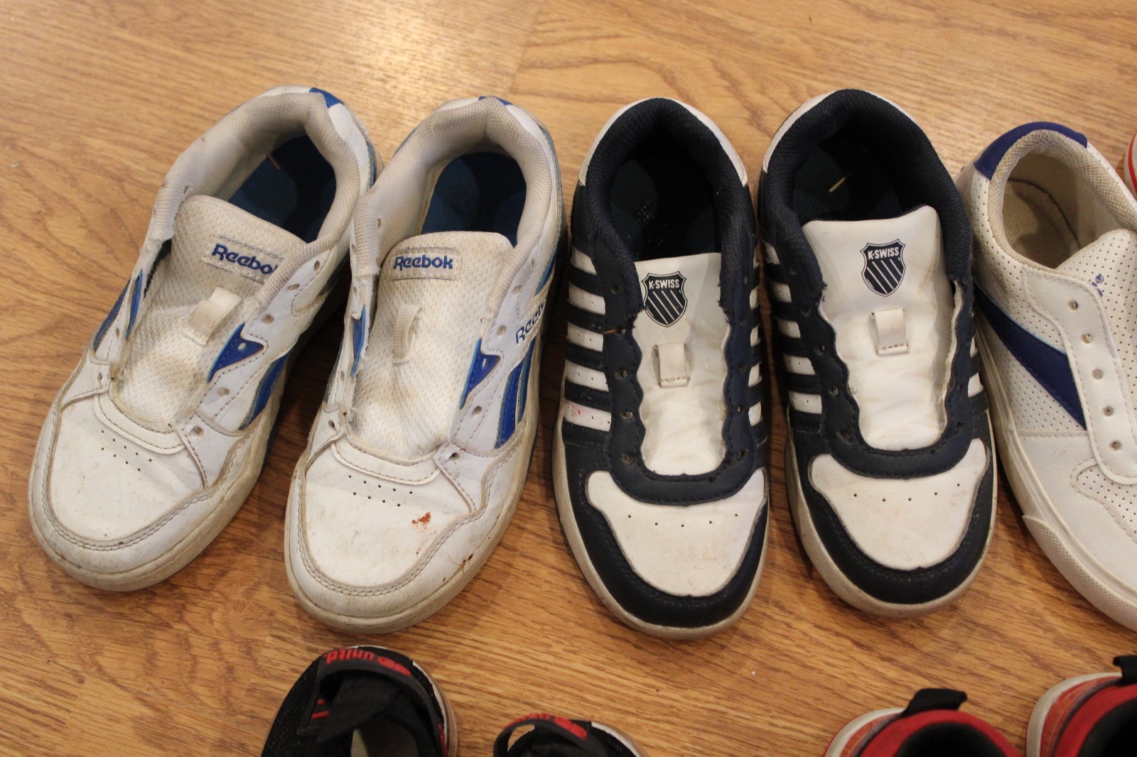 Lot Of 9 Pairs Kids Shoes Reebok K-Swiss Unita Link Starter 11c 12c thumbnail 2