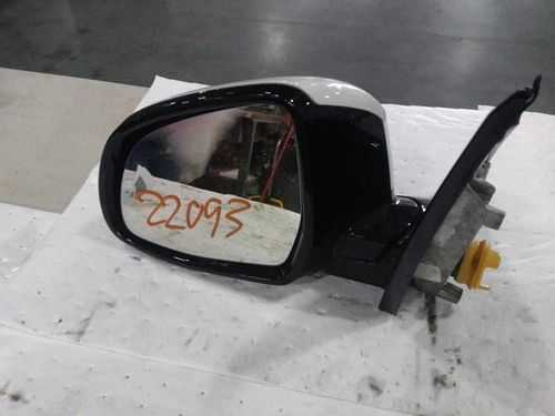 Used Left Door Mirror fits: 2015 Bmw X5 power heated memory w/automatic dimming