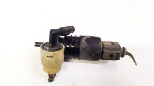 Waschwasserpumpe, Scheibenreinigung  Volkswagen Golf DE2137210-79