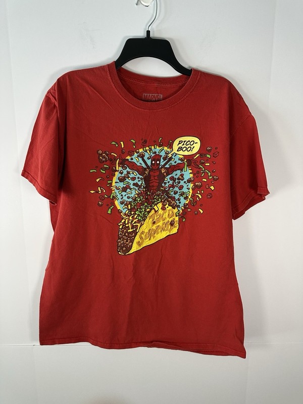 Marvel Deadpool Lootware Exclusive Red T-Shirt Pico-Boo! Taco Surprise - Large