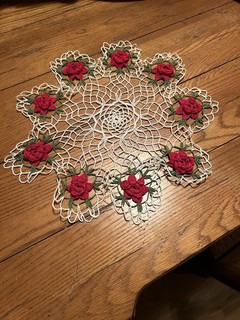 Vintage Crocheted 9 rose Red Green & White 16” Doily.