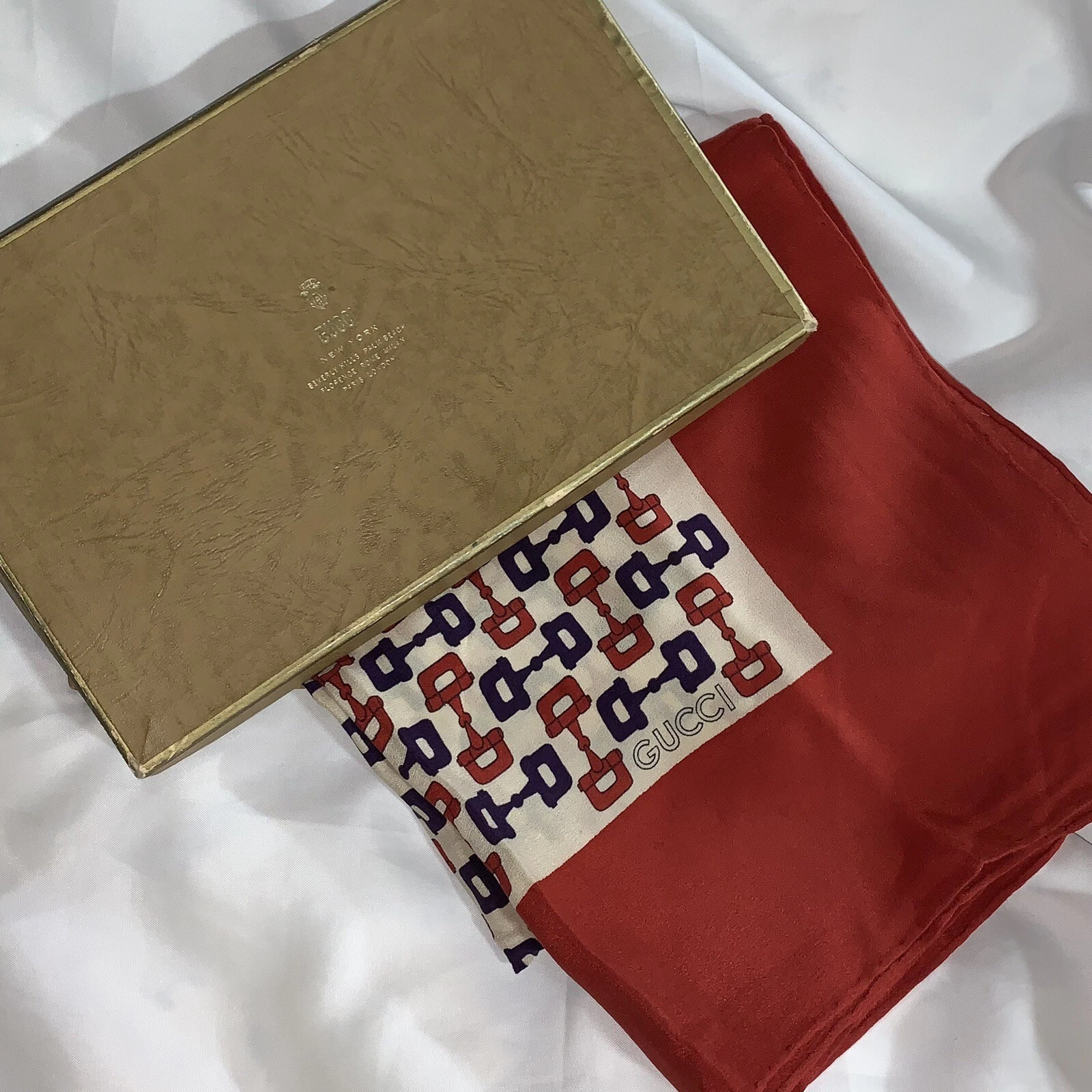 GUCCI authentique pré aimé vintage 34