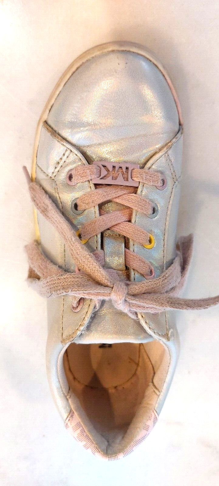 MICHAEL KORS Iridescent Pearl Leather Sneaker Casual Shoes Girls Size 13 thumbnail 8