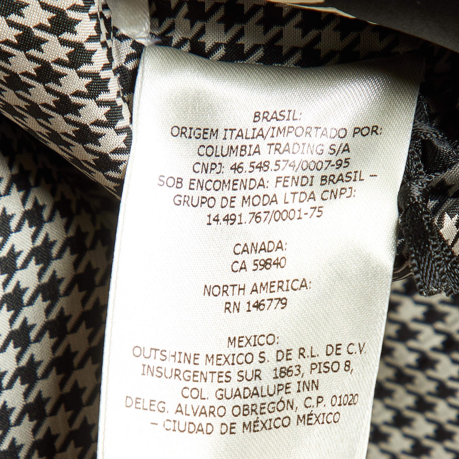 Fendi BlackWhite Houndstooth Patterned Reversible… - image 10