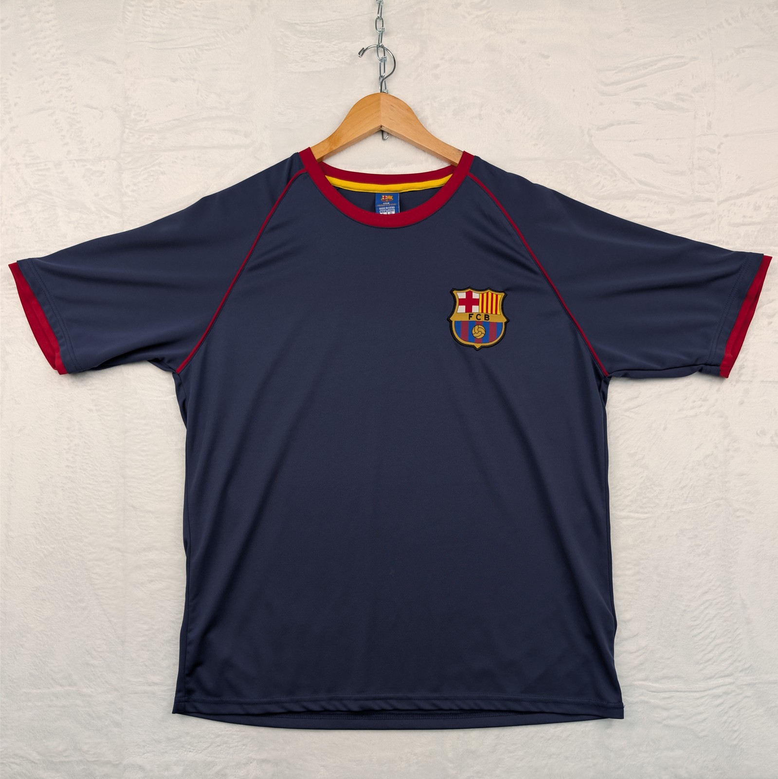 VTG FC Barcelona Soccer Jersey Mens L Gray Red Yellow Crest Futbol Shirt Y2K