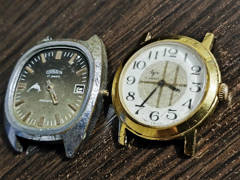 Relógios mecanismos VINTAGE da União Soviética Luch/Cornavin URSS não funcionam - Imagem 3 de 4