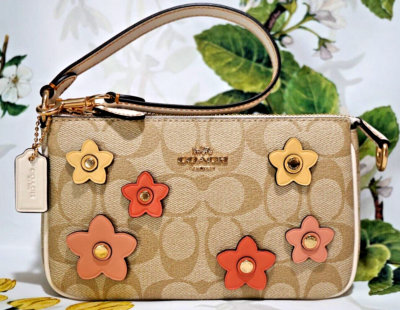 NWT COACH CH619 NOLITA 19 Sig w/Floral Applique Pouchette Wristlet