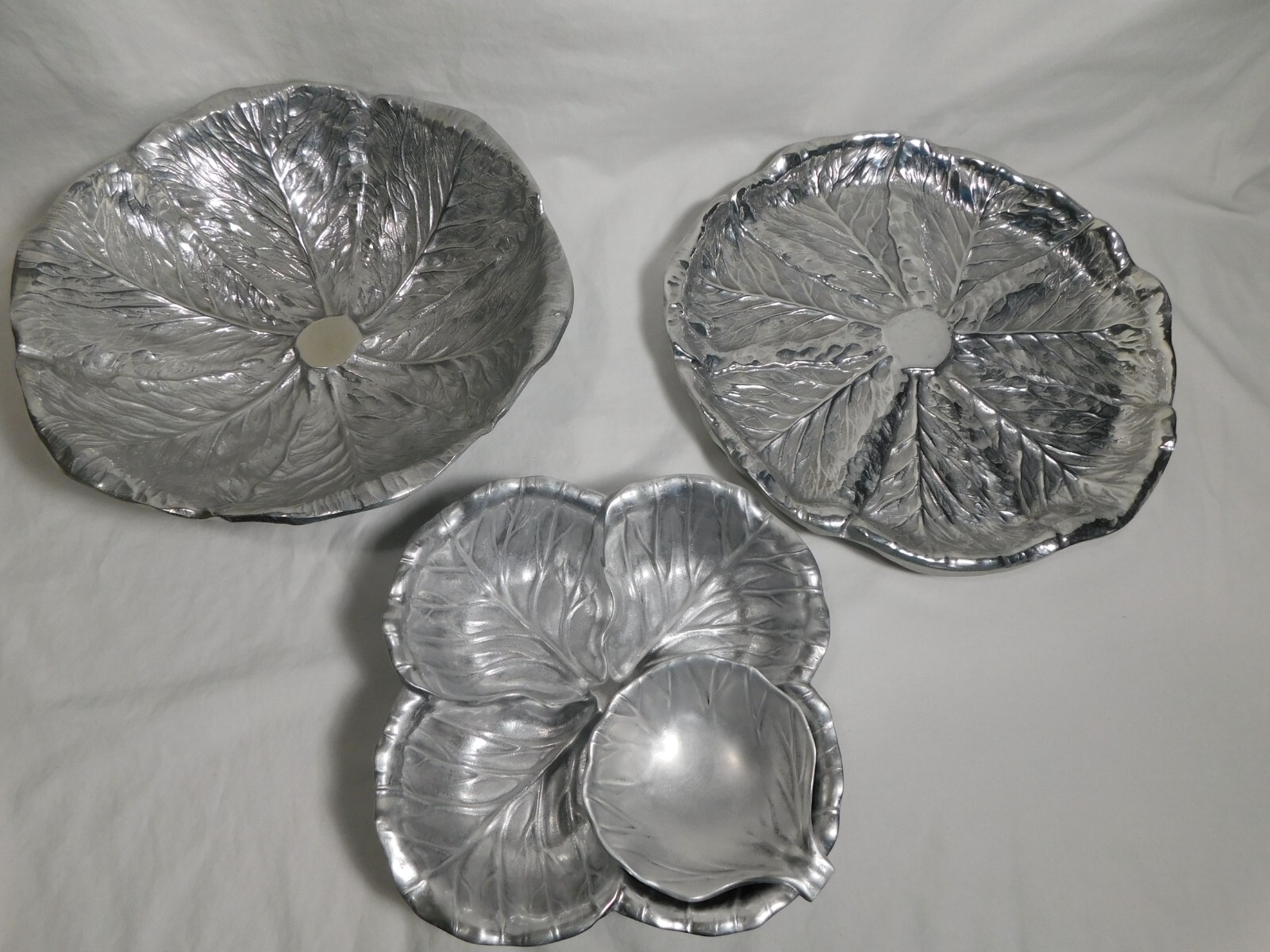 Wilton Armetale Majolica Cabbage Chip & Dip Bowl, Tray, Large Salad