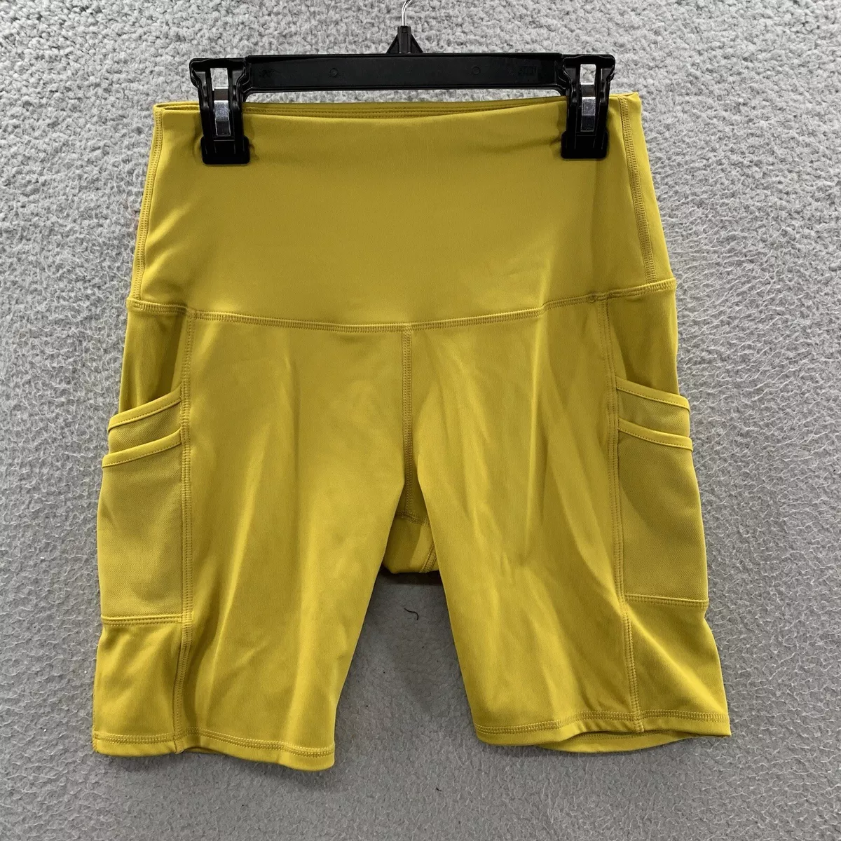 Light yellow biker shorts 2025