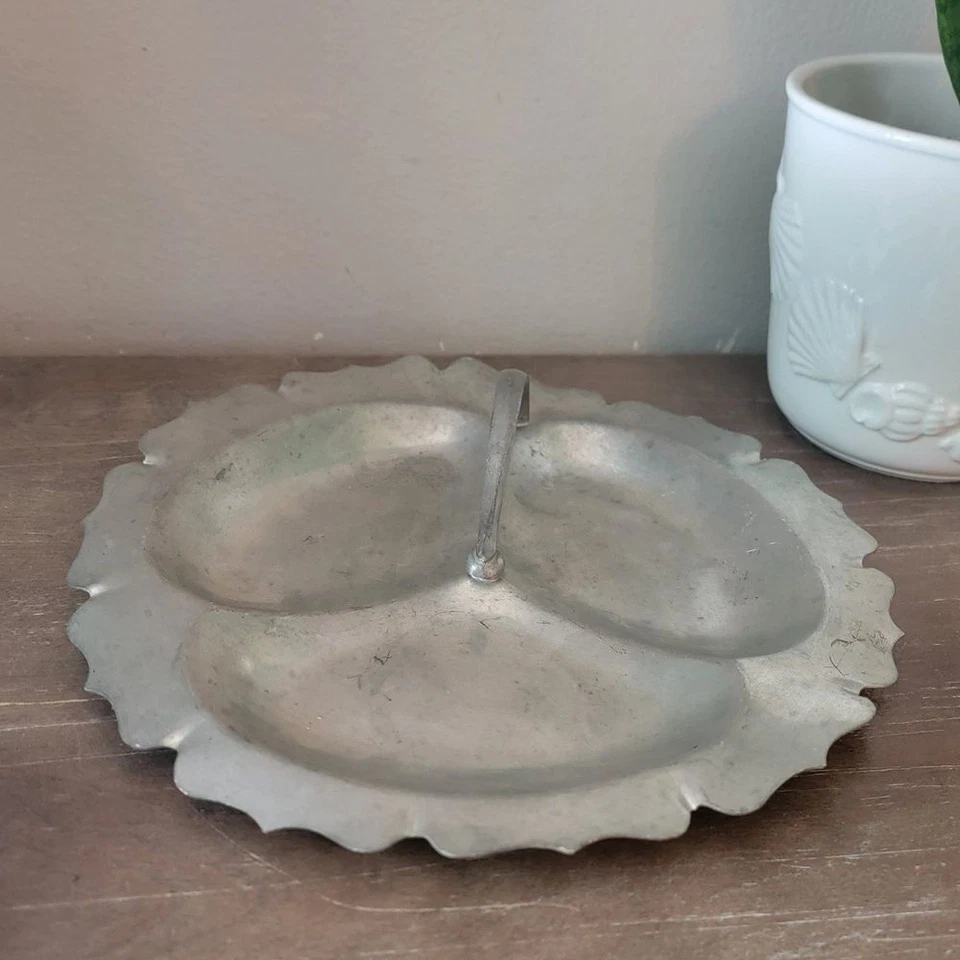 Vintage solid Pewter 3 Compartment Serving Tray With Handle - Image 2 of 4