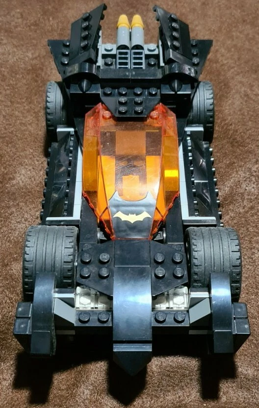 Genuine Lego DC BATMAN Batmobile (vehicle) build only from 76012