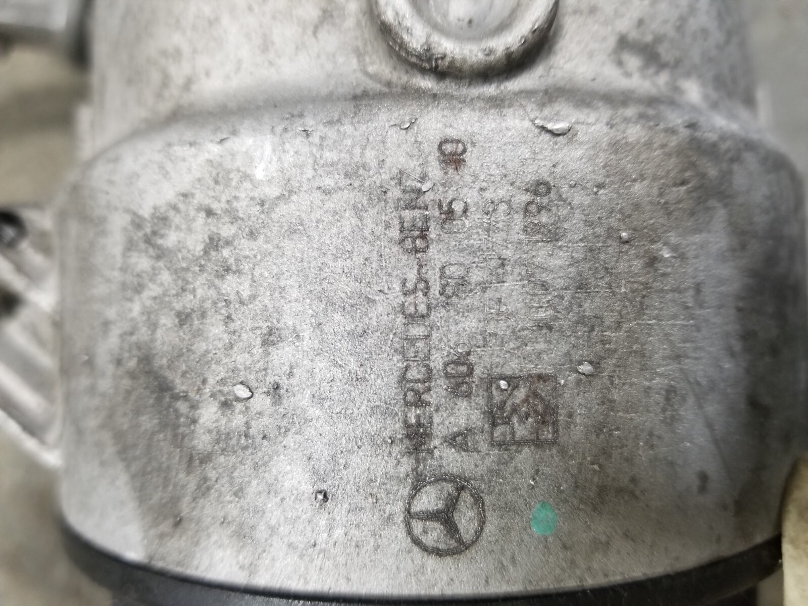 W210 w124 19951997 Om606 NA Oil Filter Housing Oil Cooler eBay