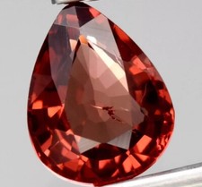 1.09 Ct Malay Garnet  7 X 5.5 Mm