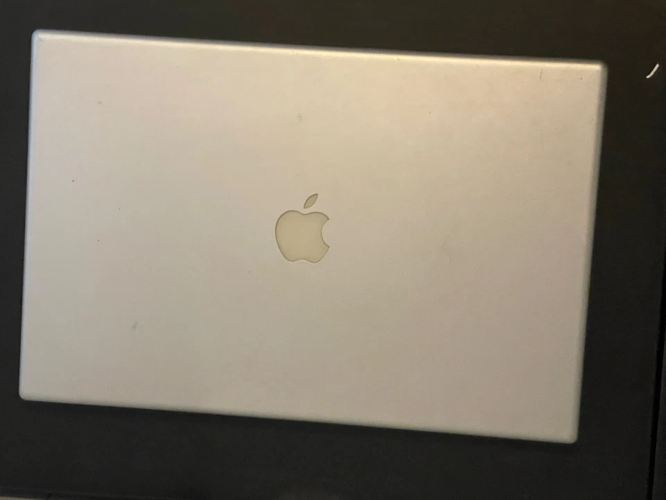 Apple 17" PowerBook G4 A1107 1.67GHz 60 /1GB w/ working Battery in box. Last G4! - Image 4 of 4