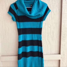 Women's Black And Blue Striped Short Sleeved Sweater Dress Size M