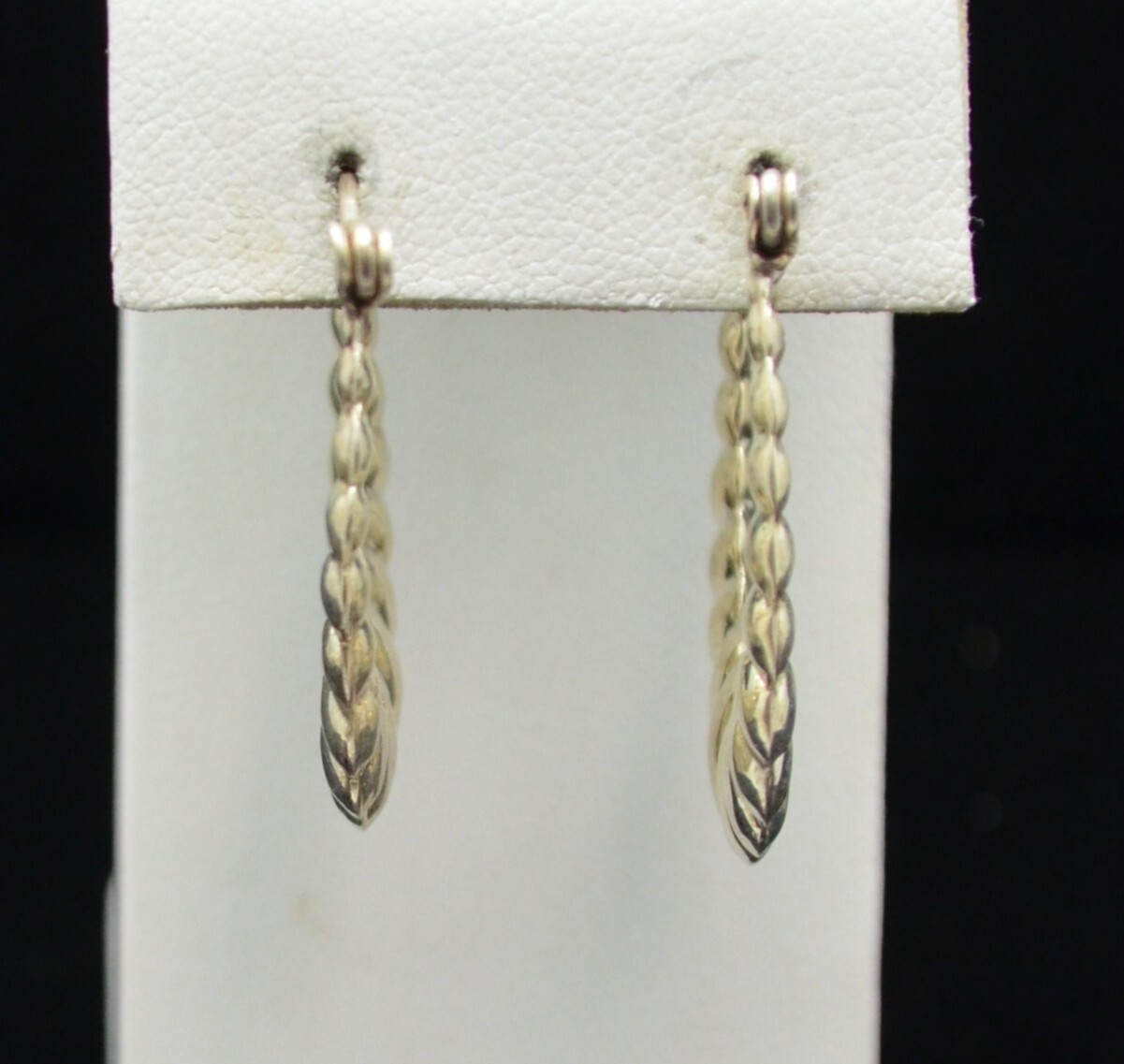 Sterling Silver Pretty Patterned Hoop Earrings #F… - image 1