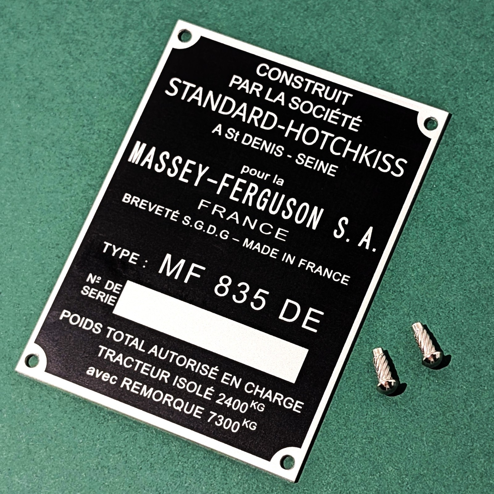 Plaque constructeur Massey Ferguson vierge MF 835 DE avec rivet SIM plaque identification VIN