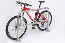 Fahrradständer Edelstahl 9110 - Anlehnbügel 1000 mm breit, rostfrei und stabil