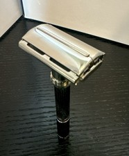 Vintage Gillette Super Adjustable 109 Safety Razor/1976 W3