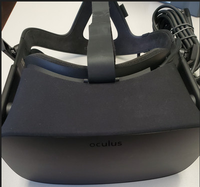 Oculus Rift Touch Virtual Reality System Console Black CV1 Very Good 9E
