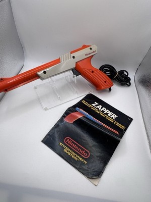Nintendo NES Zapper Light Gun + Anleitung   Original 1985