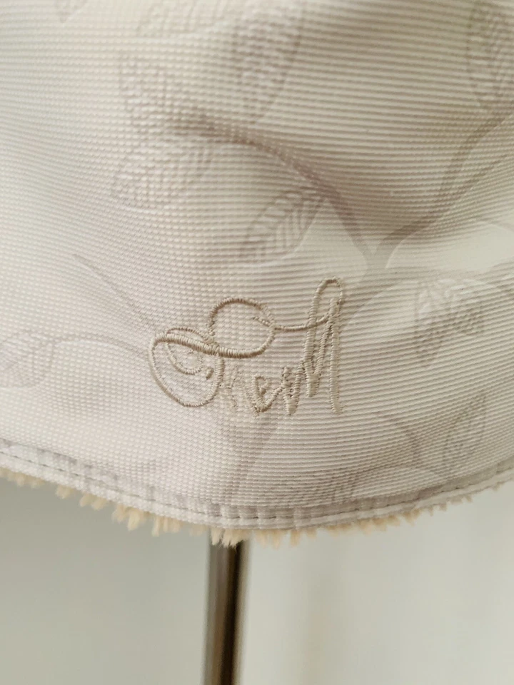 Jaqueta O'Neill Feminina Média Marfim Zíper Manga Forrada de Pele Capuz Snap Front - Imagem 4 de 4