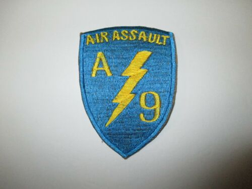 e0348 Vietnam US Army Air Assault A Company 9th Aviation Battalion ltblue  IR14E - Picture 1 of 3
