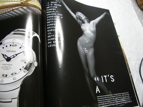 The FACE Magazine April 2002 Design, Fashion, Lifestyle, Music, Iconic Mag - Bild 18 von 22