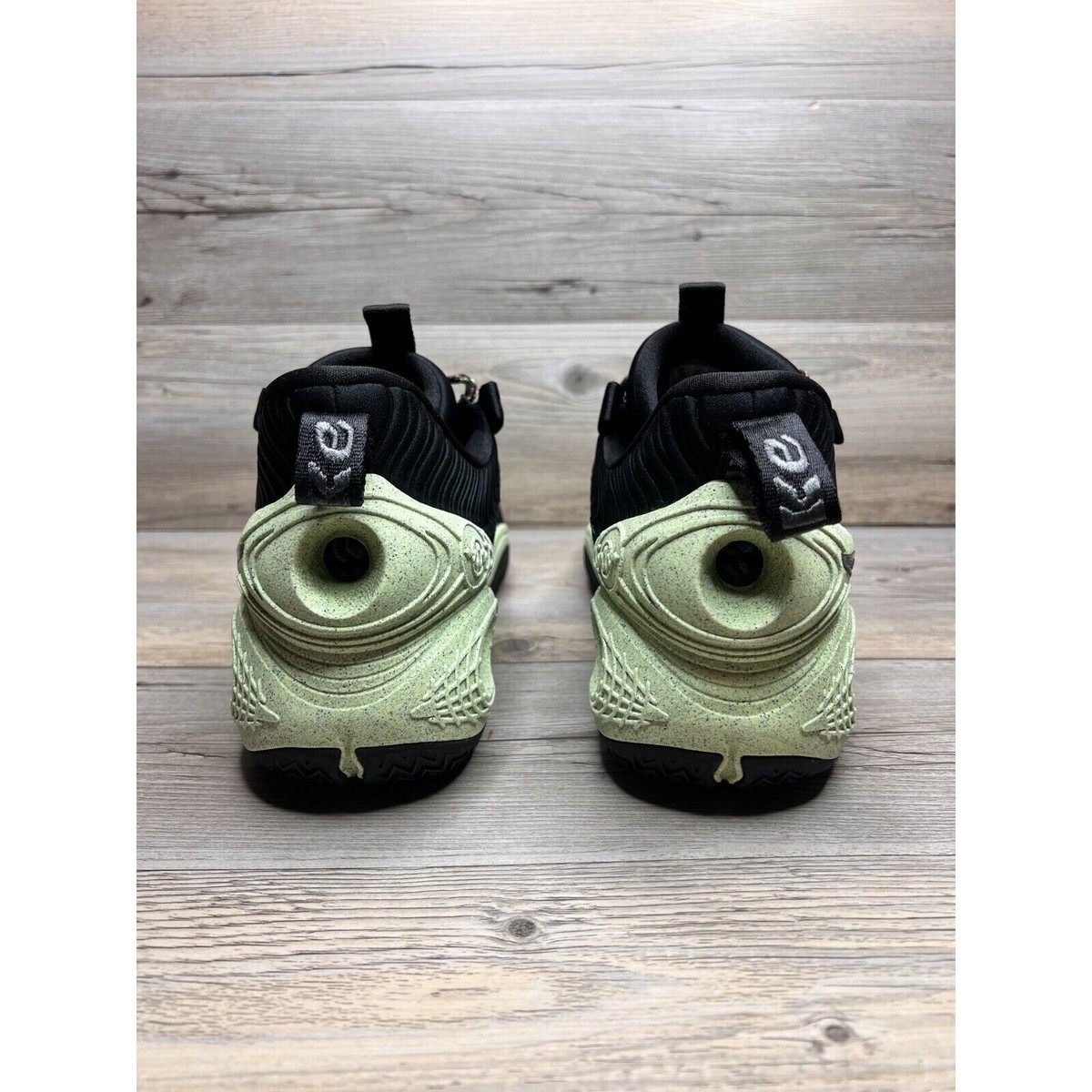 Nike Cosmic Unity \'Green Glow\', Mens sz. 13, like new OOB Nike Cosmic Unity Athletic Shoes for Men | Mercari main image 2