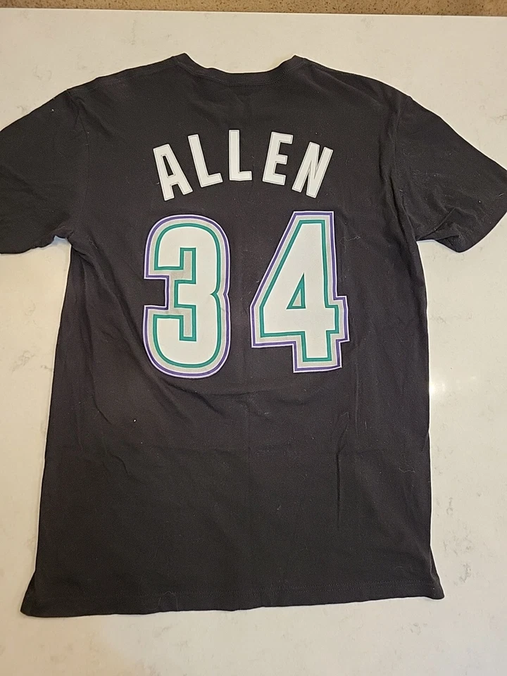 Camiseta Mitchell & Ness MILWAUKEE BUCKS - # 34 Ray Allen - Logo Retro Negra - LG Foto 4 de 4