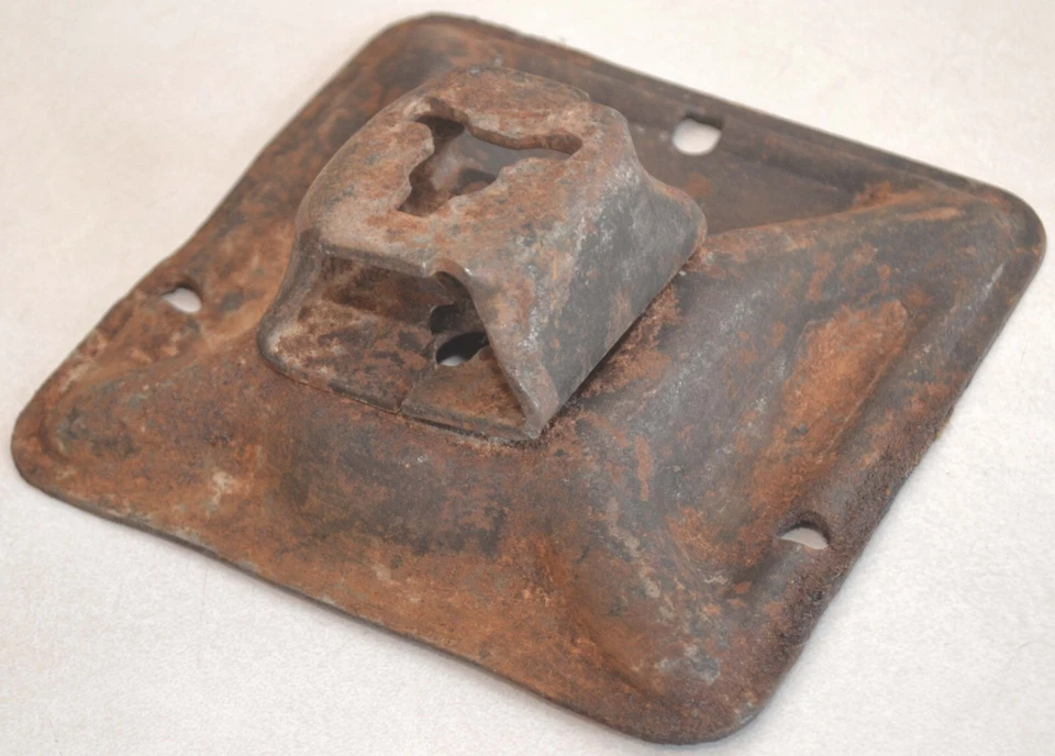 1957-1961 Ford Fairlane Bumper Jack Base, 1957-1963 Tbird, 1959-1962 Galaxie - Imagem 3 de 4