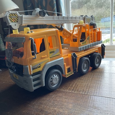 Bruder Toys: Kranwagen funktionstüchtig Kran & Seilwinde Maßstab 1:16 Spielzeugmodell. Gebraucht.  