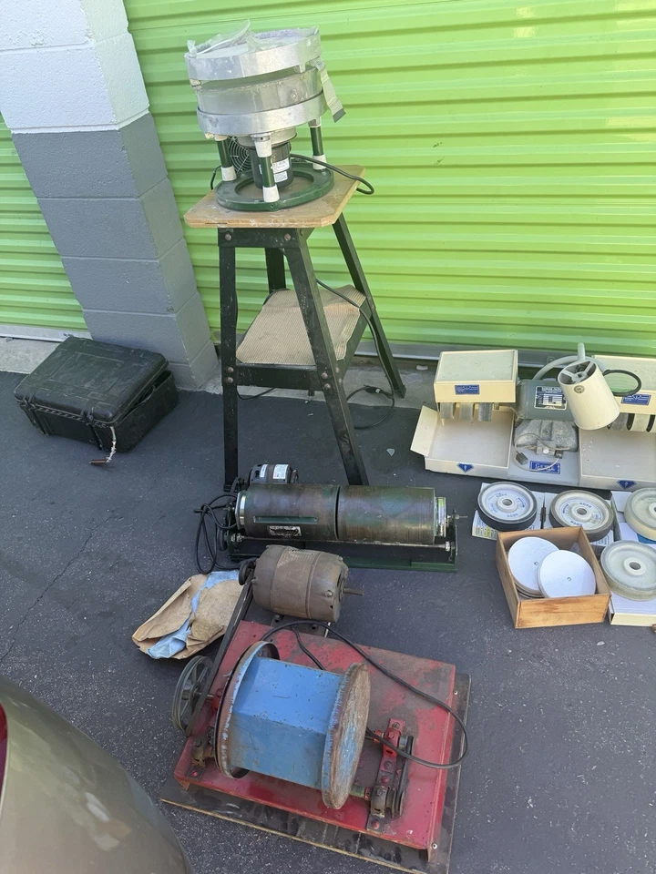 ARTIGOS DE OFICINA LAPIDÁRIA TONELADAS DE DIAMANTES EXTRAS. Pacific Genie com rodas extras - Imagem 2 de 4