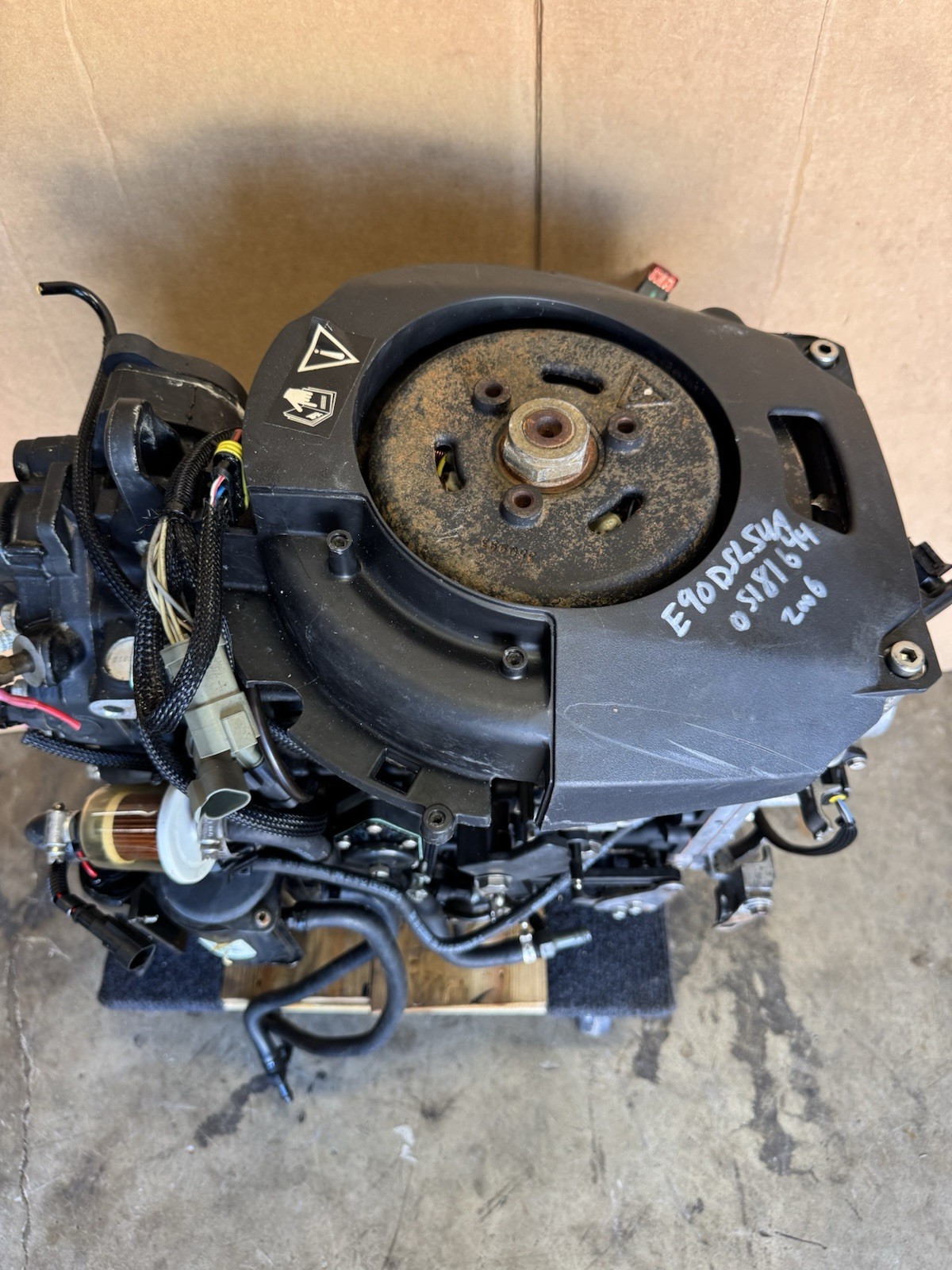 Evinrude Etec 75-90 HP PowerHead Assembly Crankcase. 5005280