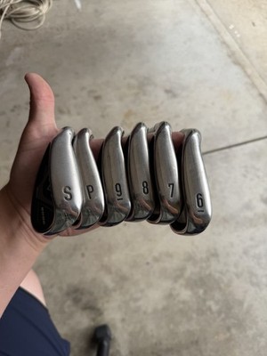 Callaway Edge 2024 Left Handed Iron Set 6-PW + SW Steel Regular Flex