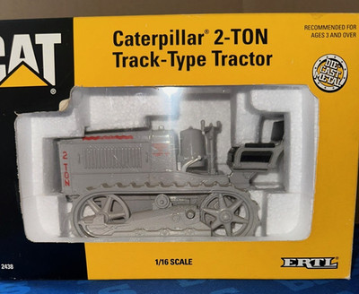 Ertl 1/16 Caterpillar Cat 2-Ton Track-Type Tractor #2438 #516*