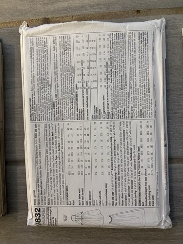 Neu Simplicity 9832 Schnittmuster Renaissance Jahrmarkt Kleid Kostüm Cosply 6-12 - Bild 5 von 5