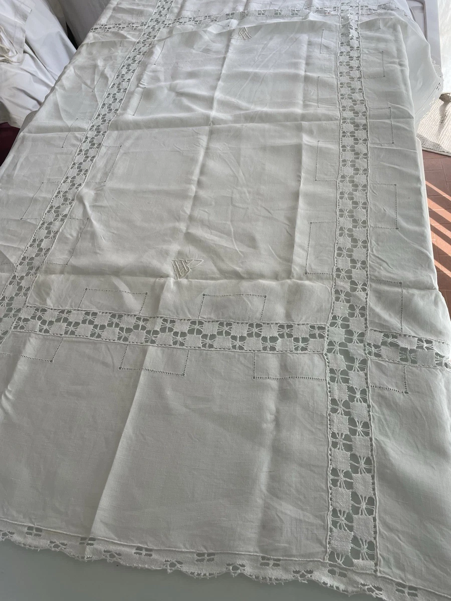 PETITE NAPPE ANCIENNE en lin fin blanc brodée main -double jours 80x67 PETITE NAPPE ANCIENNE en lin fin blanc brodée main -double jours 80x67