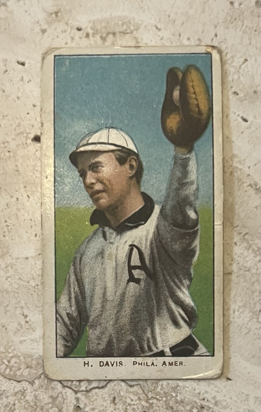 1909 T206 Baseball Harry Davis (Phila. H. Davis On Front) Sovereign 150 PR