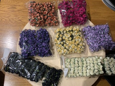 1872 Teile Maulbeerpapier Rosen/Blumen 13 Farben / 1,5 cm Blumen - Restposten