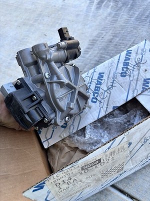 Wabco Anti Lock Braking System 6 Port Abs Combo Wab 976 000 105 0 WAB