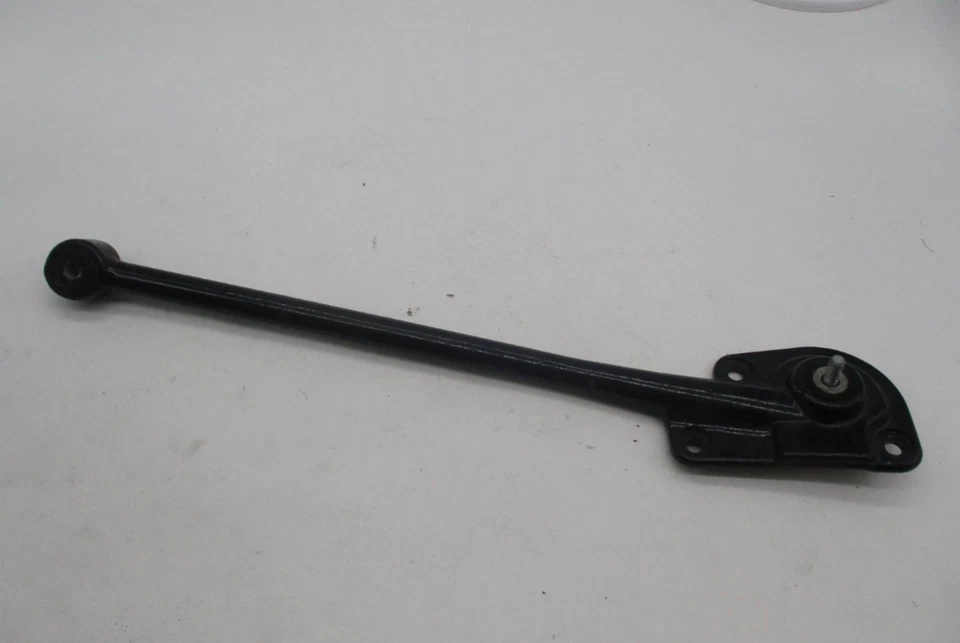 Soporte de montaje de escape Harley Davidson VROD V Rod Night Rod 1250 66777-07a Foto 2 de 4