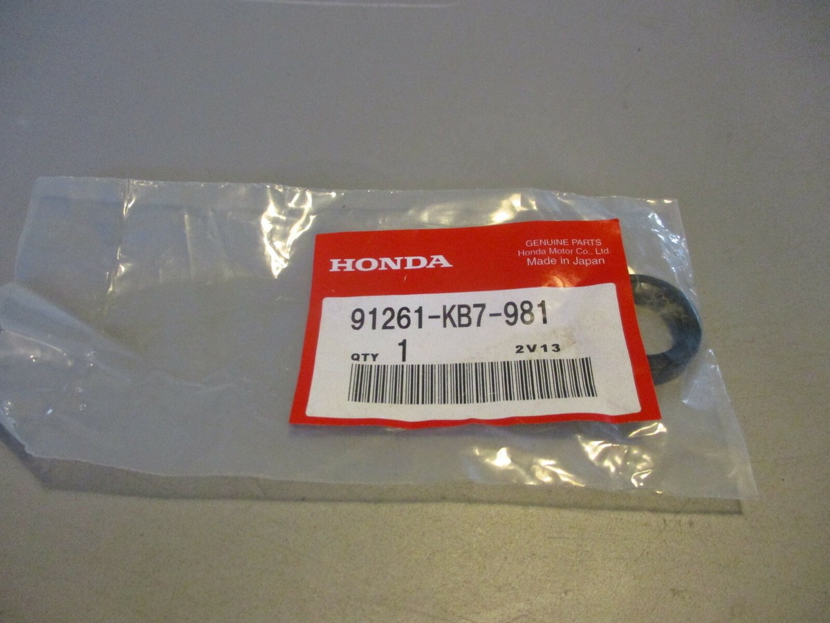 NOS Honda OEM Dust Seal 18X25X5 1988 CR250 R CR250R 91261