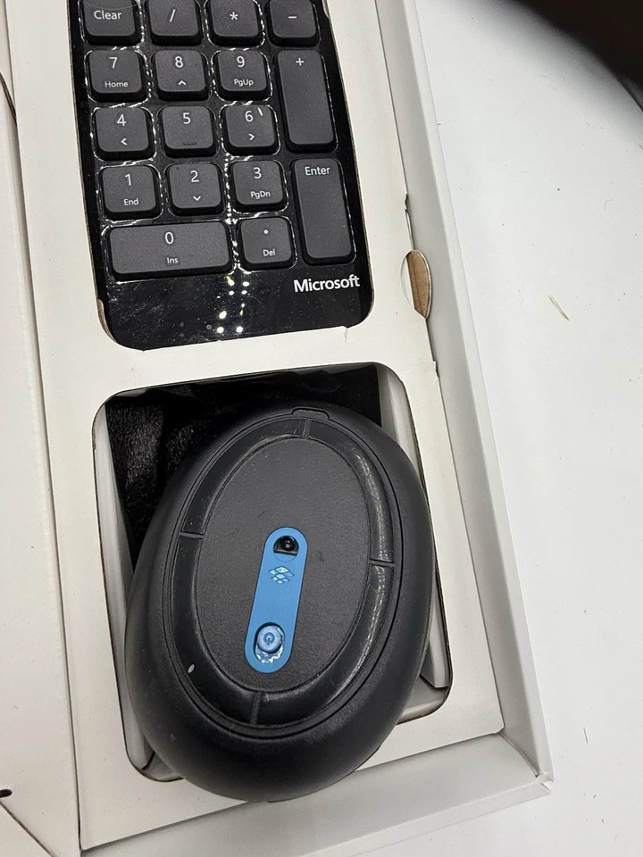 Microsoft 🌟L5V-00001 Sculpt Ergonomic Desktop - Black🌟 - Image 4 of 4