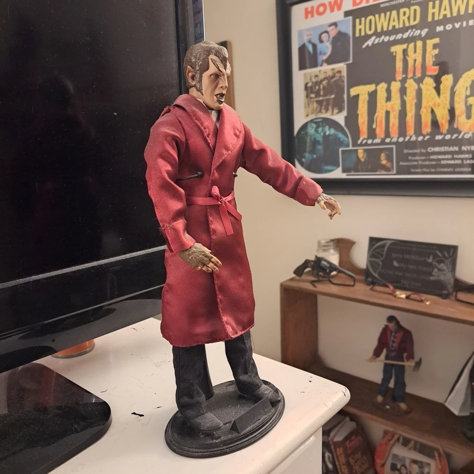 Sideshow : The Werewolf of London 12" Figure (MIB) 1/6th RARE Universal Monsters - Image 2 of 4